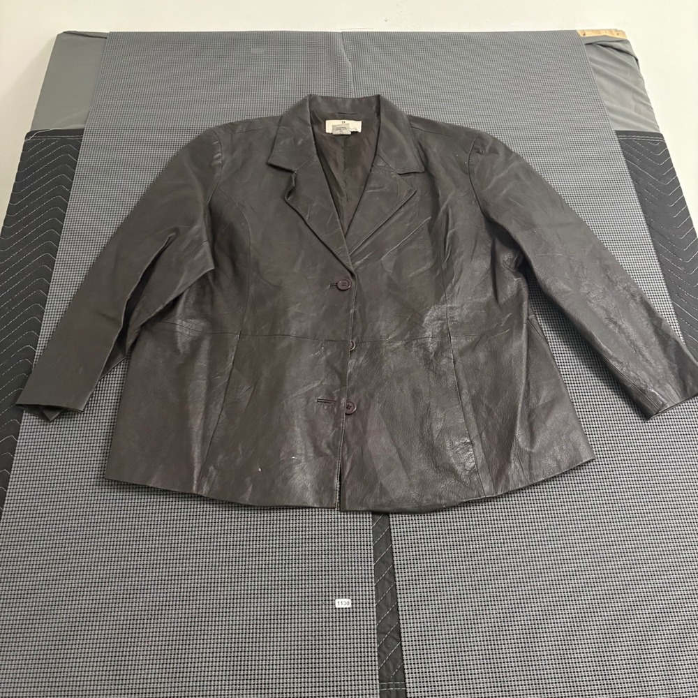 JL Studio Womens 26W Brown Leather Jacket Blazer 3 Button Plus Size 24-0072-9